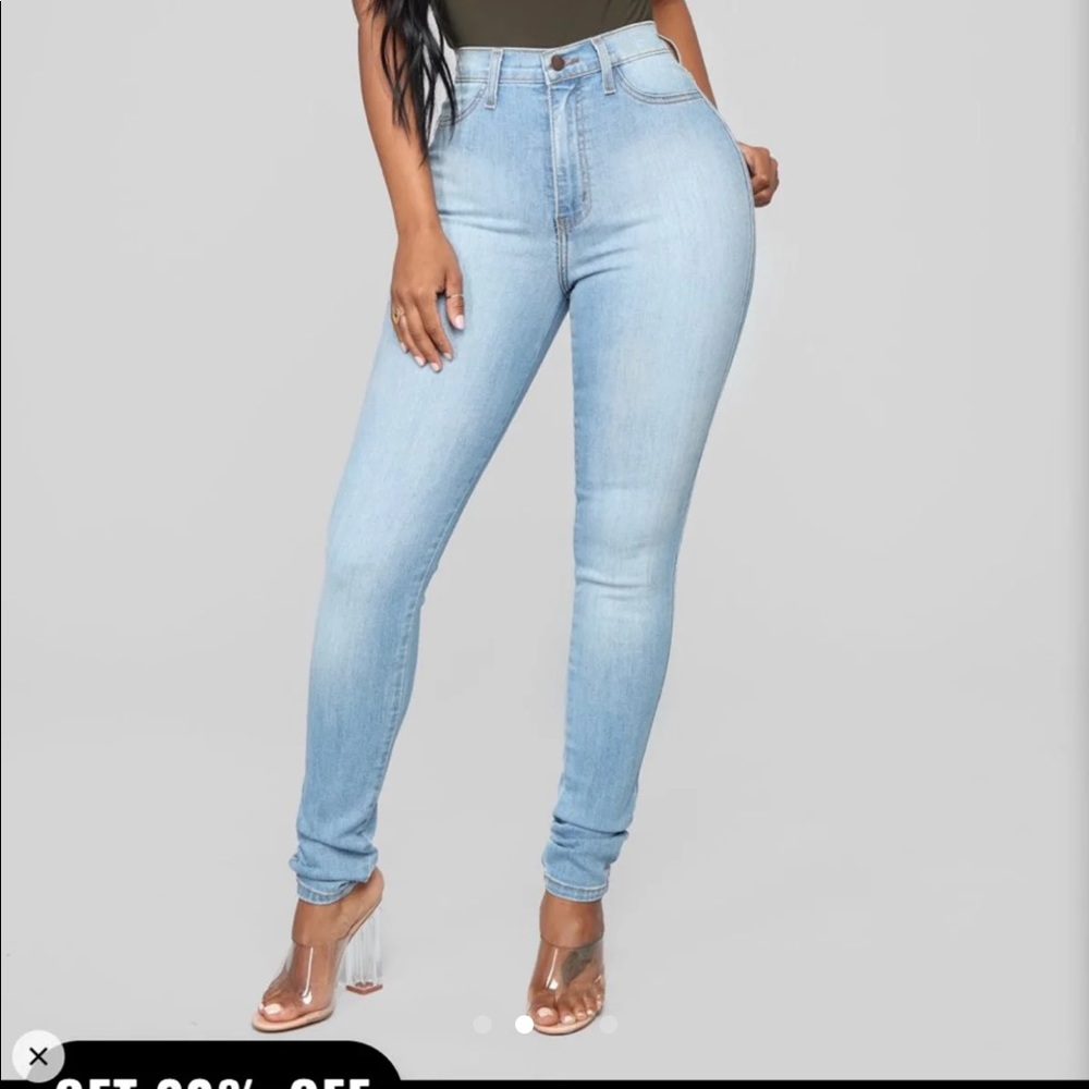 Fashion nova classic high Waisted jeans sz 0 short